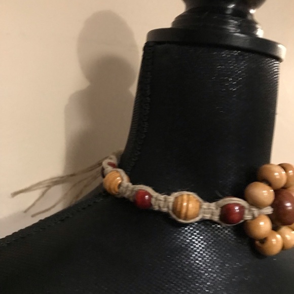 HANDMADE 100% HEMP/WOOD DAISY CHOKER - Picture 3 of 15